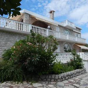  Apartment Roth Kroatien